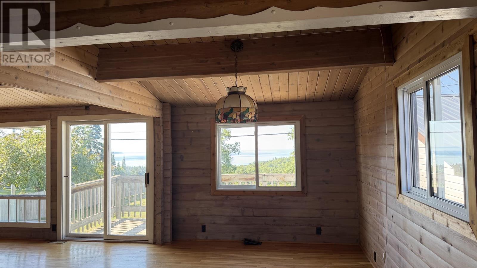 88 Lakeview DR - 2