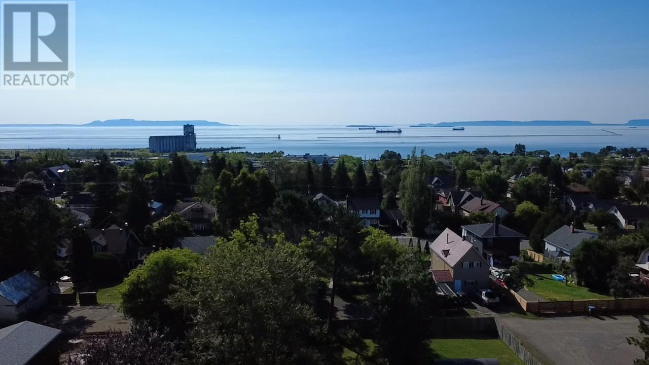 9 Ruttan St. - 34