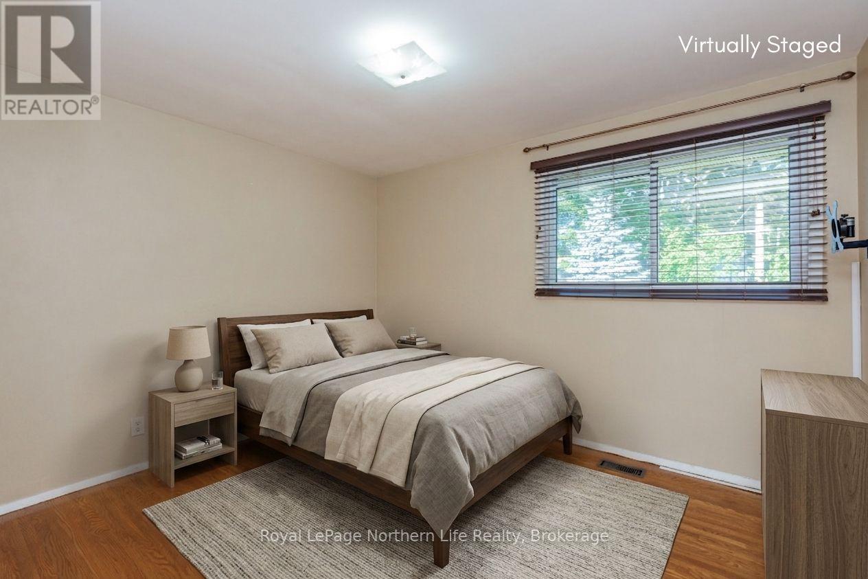 1319 CLARENCE STREET - Image 23