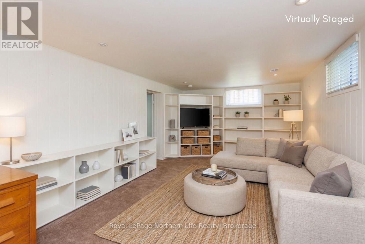 1319 CLARENCE STREET - Image 31