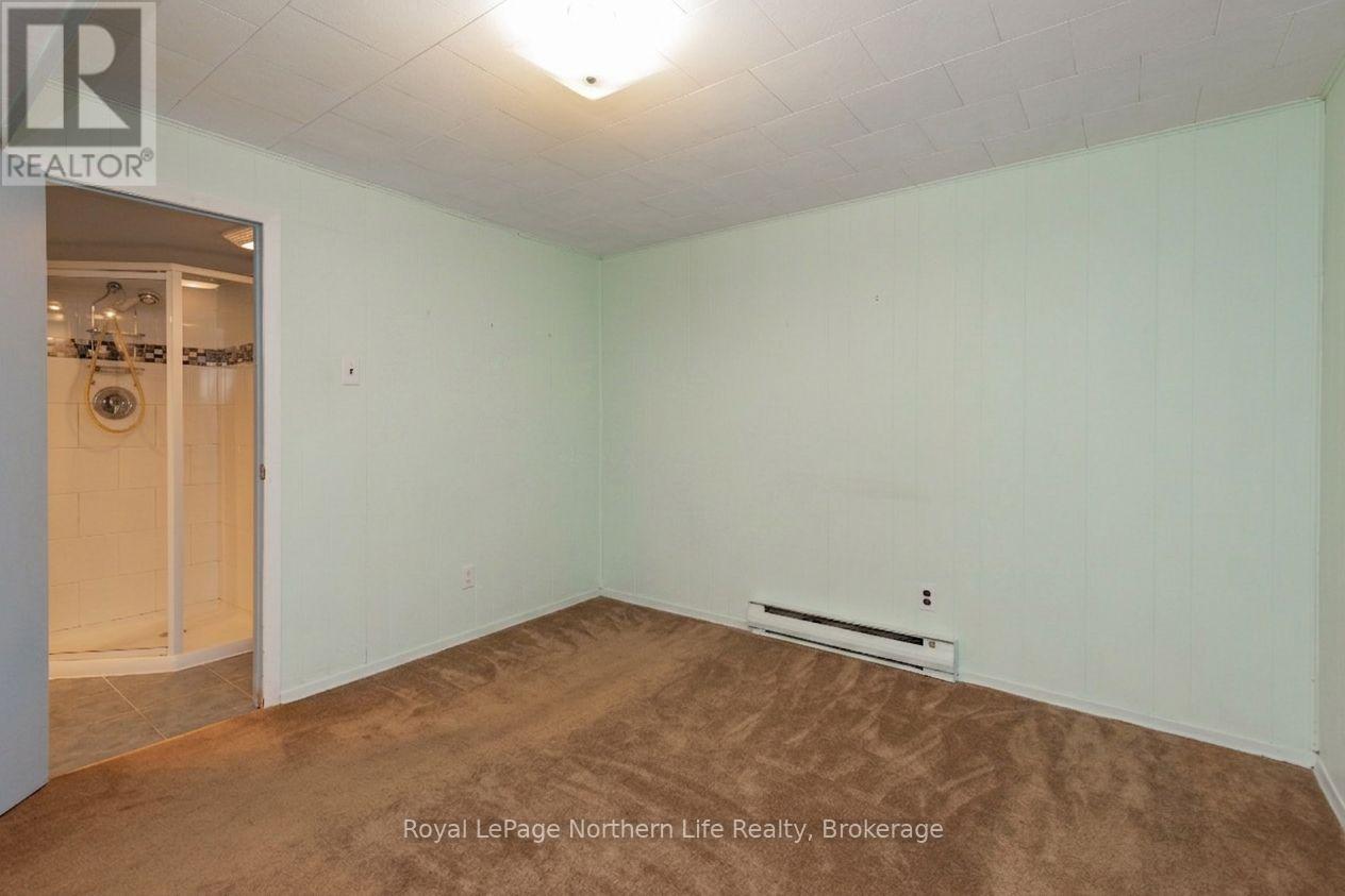 1319 CLARENCE STREET - Image 35
