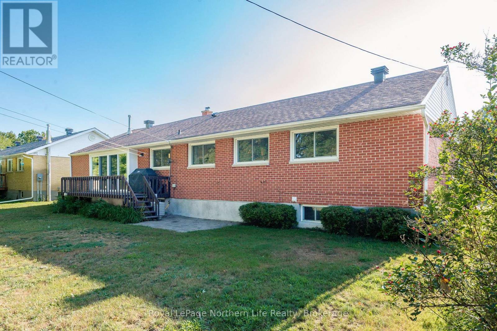 1319 CLARENCE STREET - Image 45