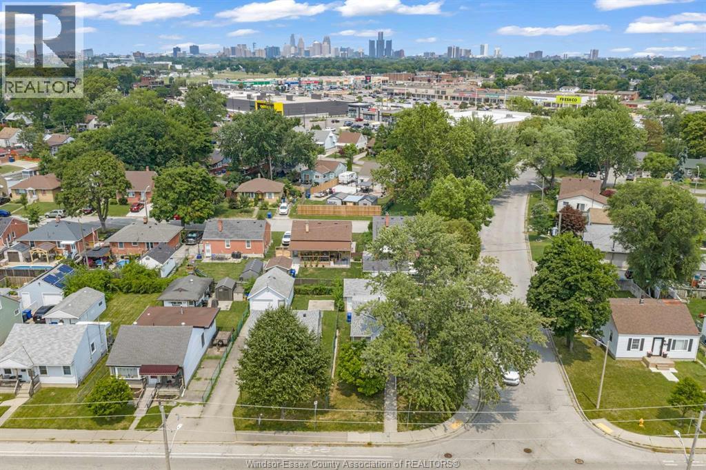 1592 Prince ROAD - Image 28