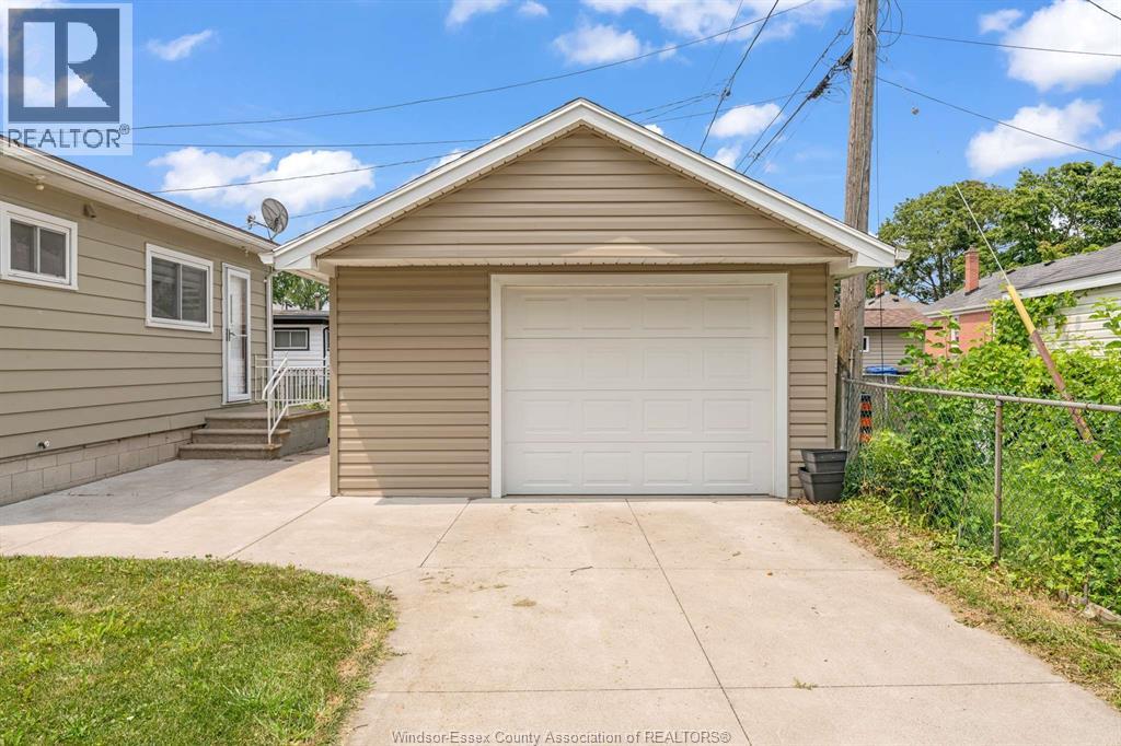 1592 Prince ROAD - Image 6