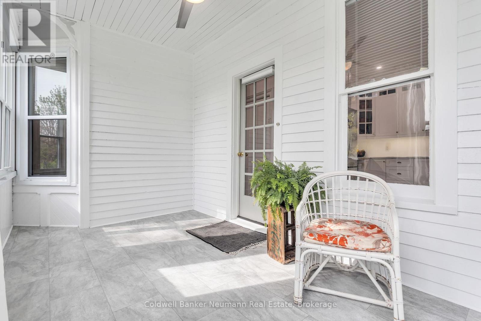 59 WASHINGTON GRAND AVENUE - 22