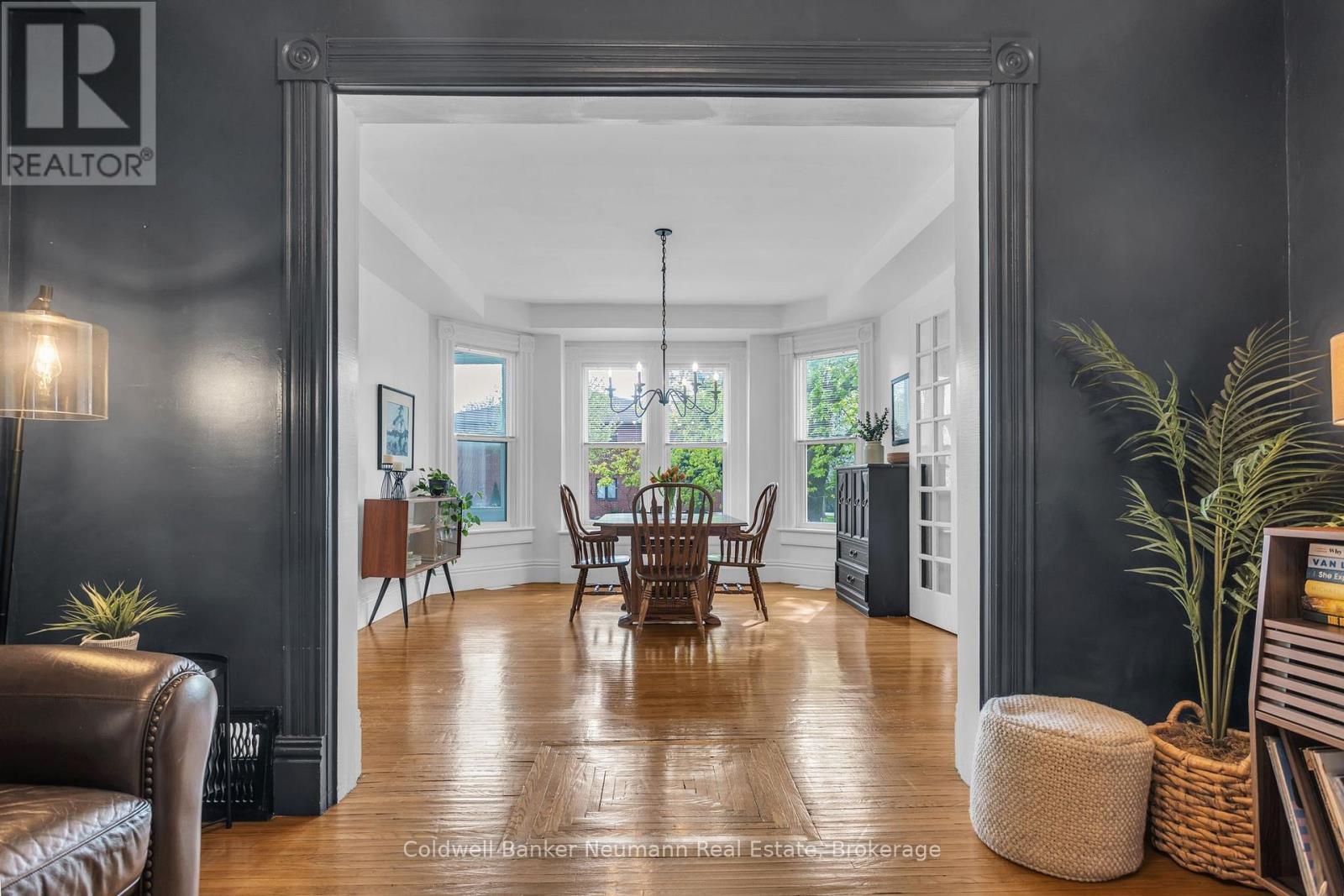 59 WASHINGTON GRAND AVENUE - 32