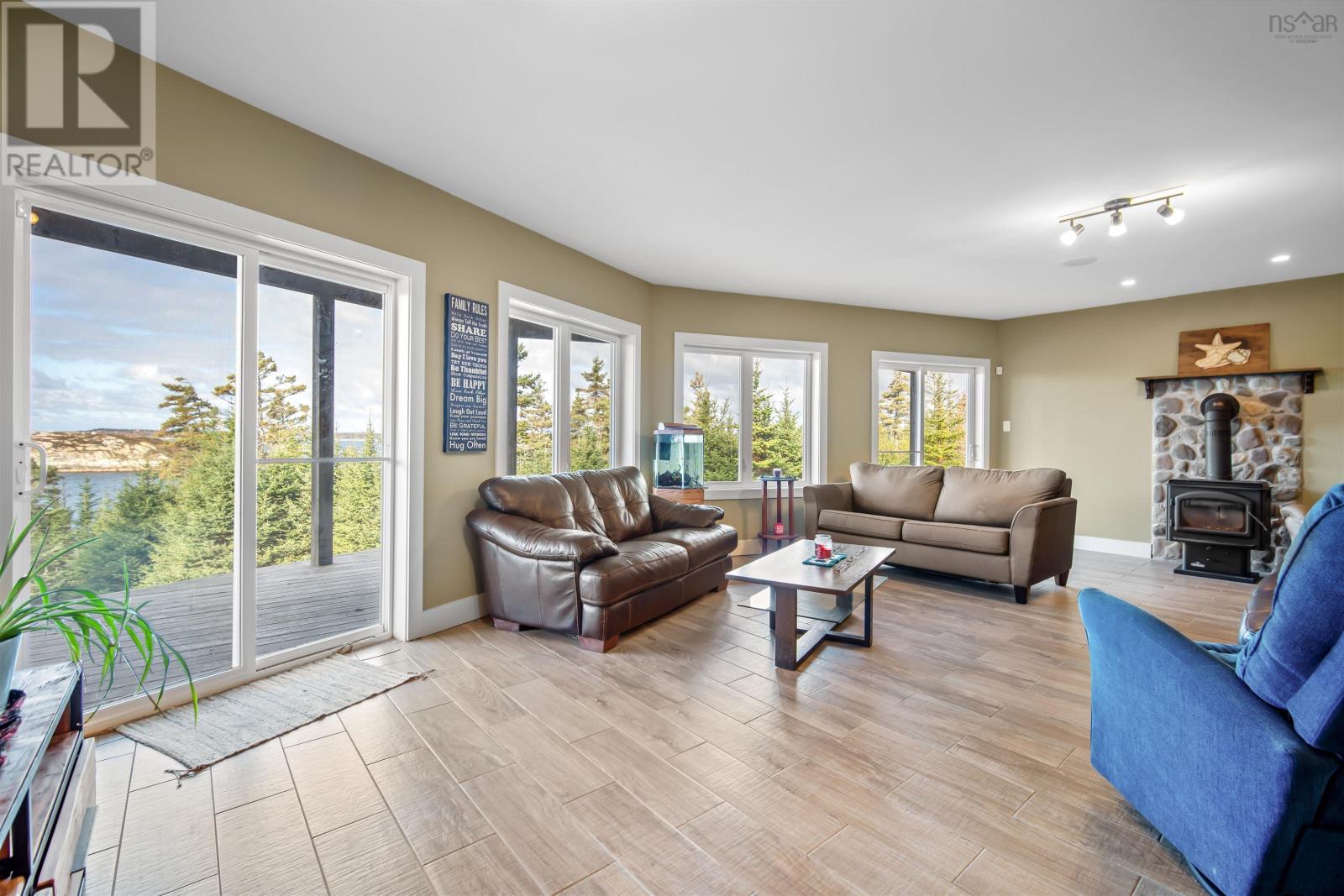 179 Hages Lane - 38