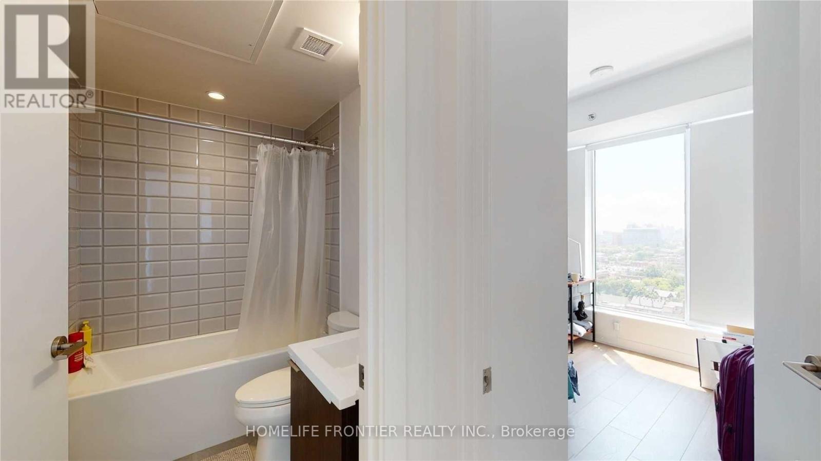 #1403 203 COLLEGE STREET - Image 13