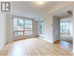 Bathroom - 812 - 100 Hayden Street, Toronto, ON M4Y3C7 Photo 6