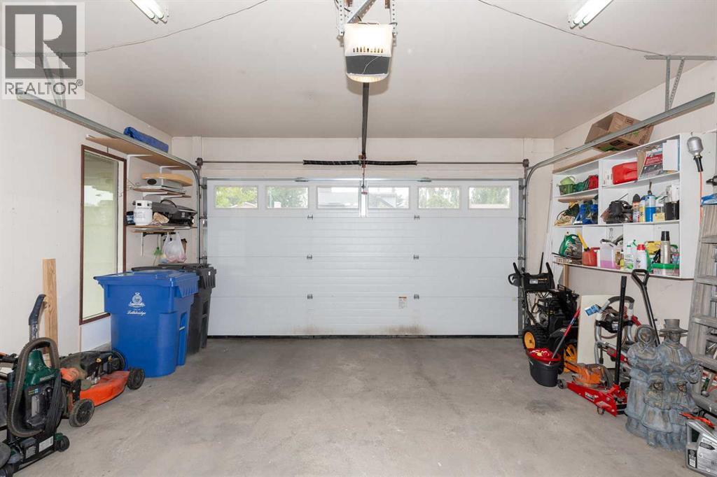 10 Seneca Place W - 22