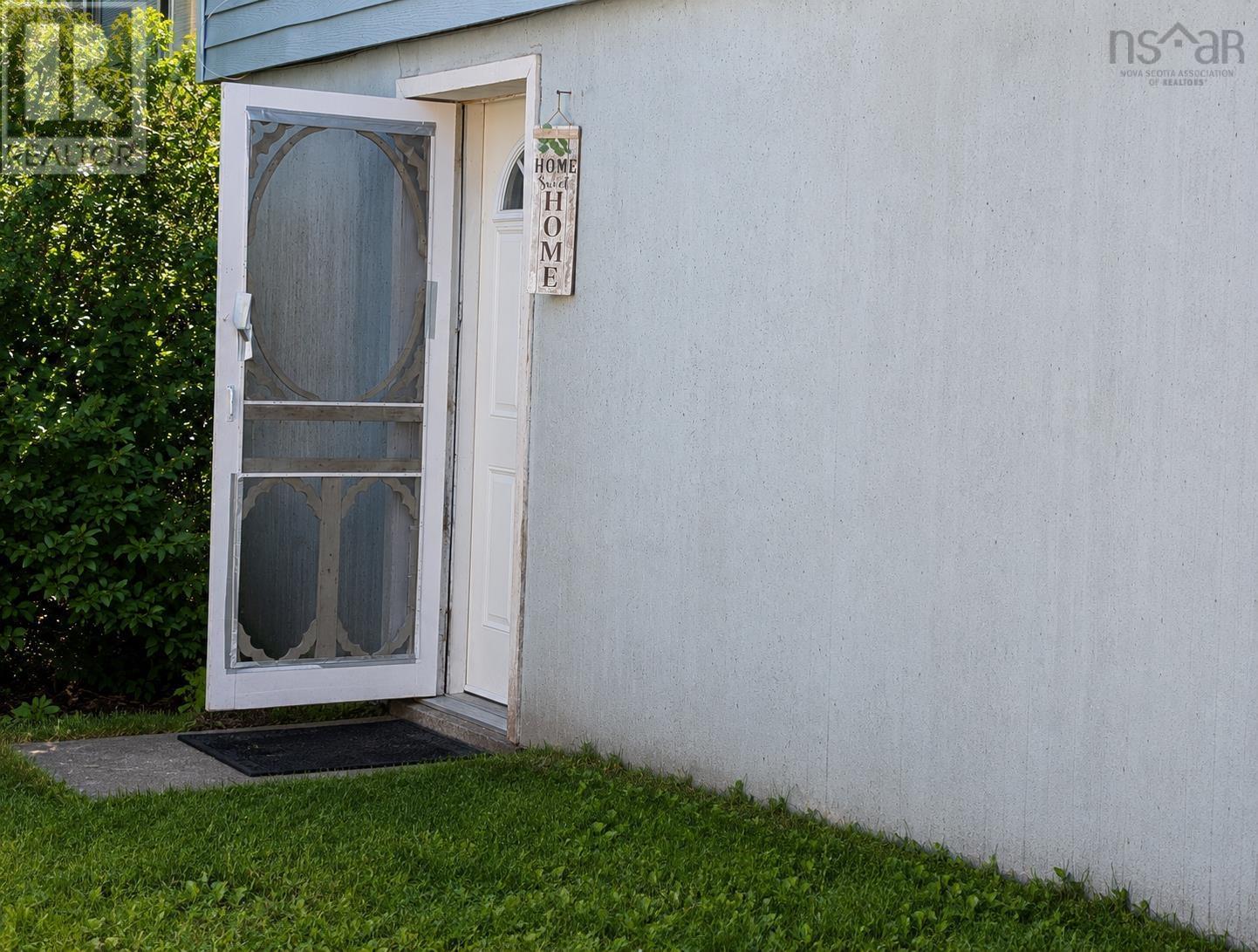 Property 21 of 24 of 34 Hilden Drive