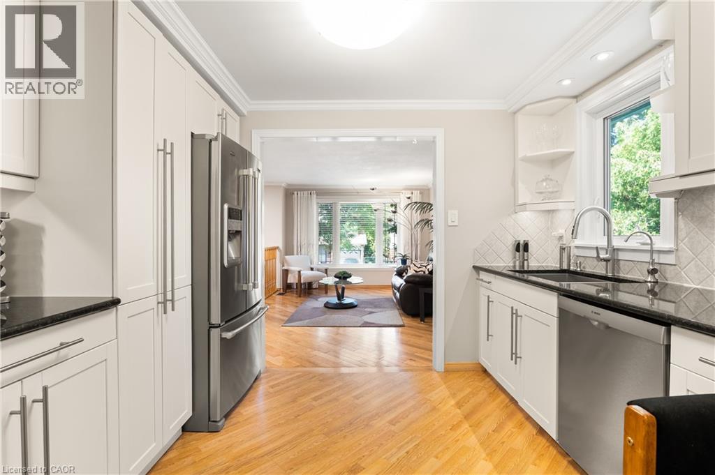 559 HALBERSTADT Circle - Image 20