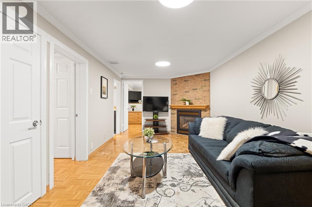 559 HALBERSTADT Circle - Image 30