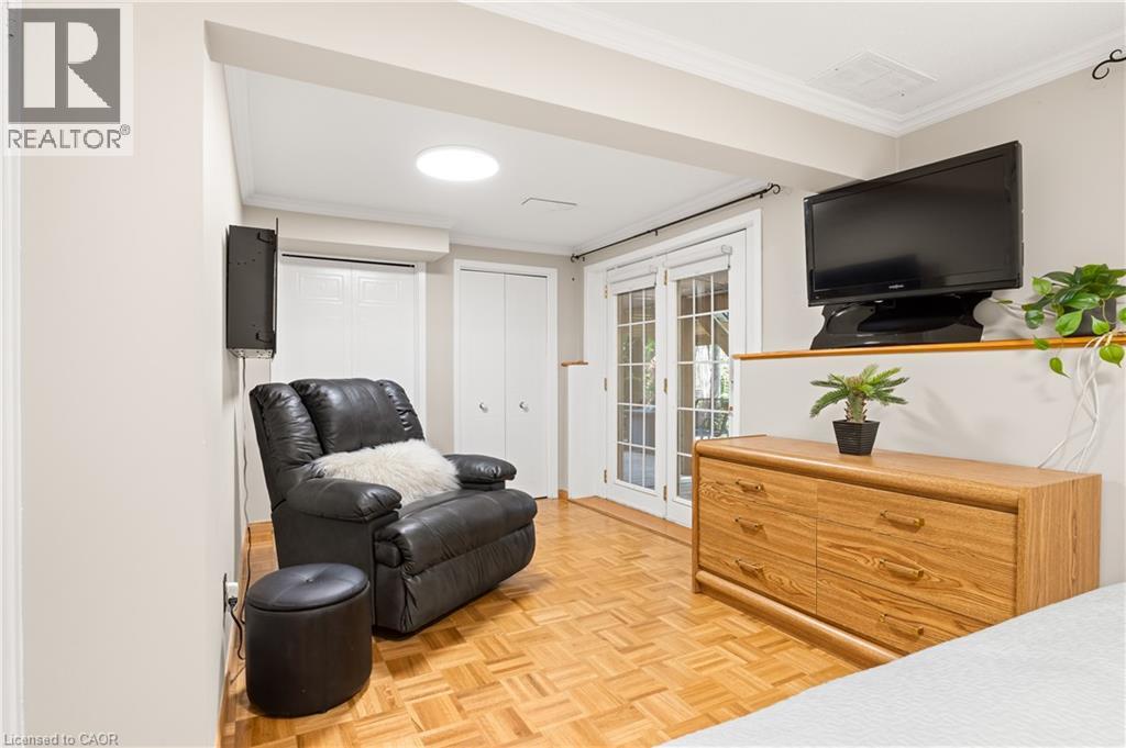 559 HALBERSTADT Circle - Image 36
