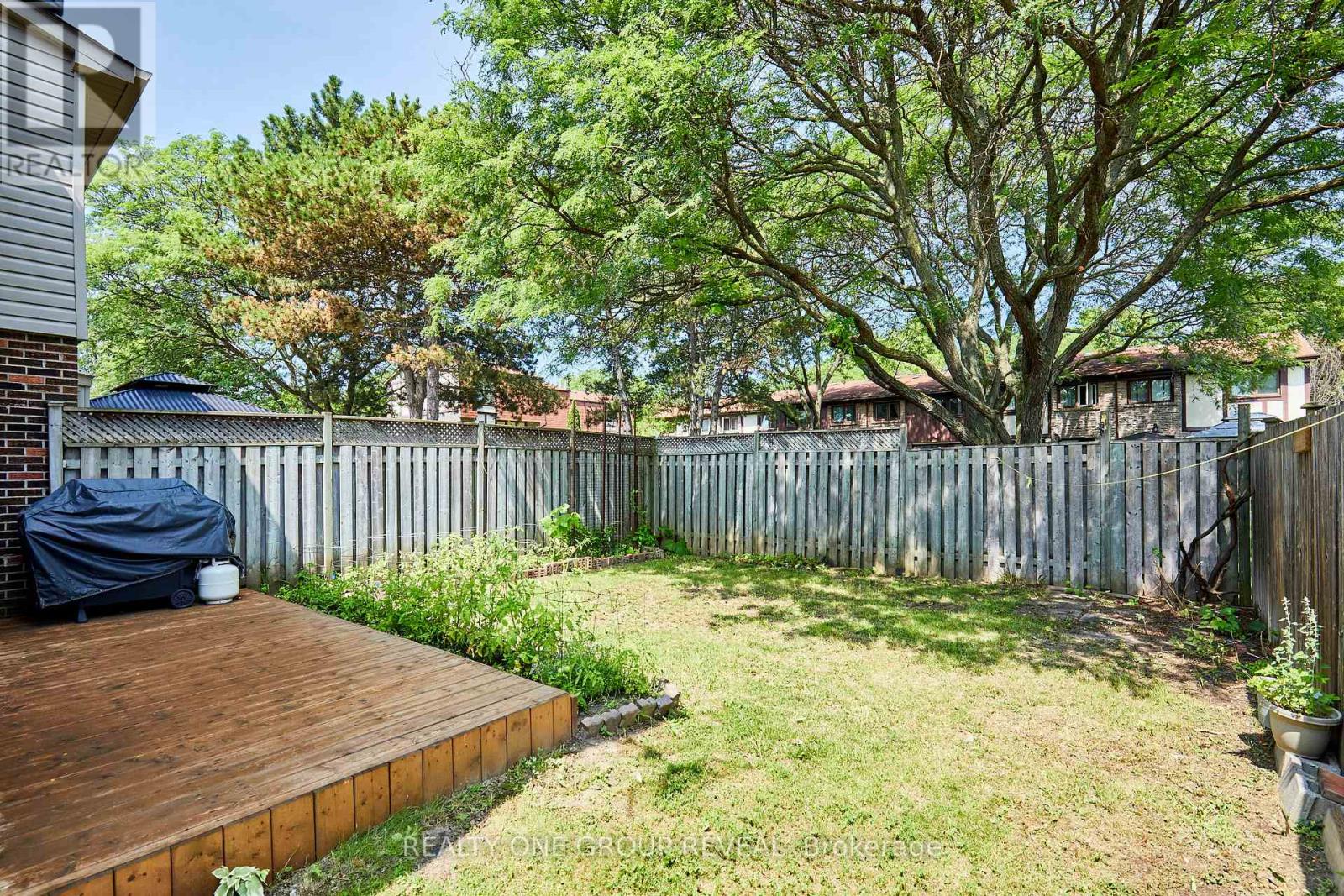 1374 EVERTON STREET - 25