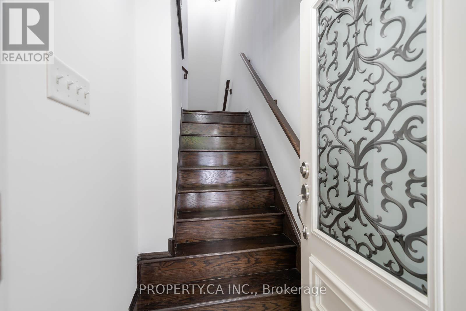 34 FERGUSON STREET - 3