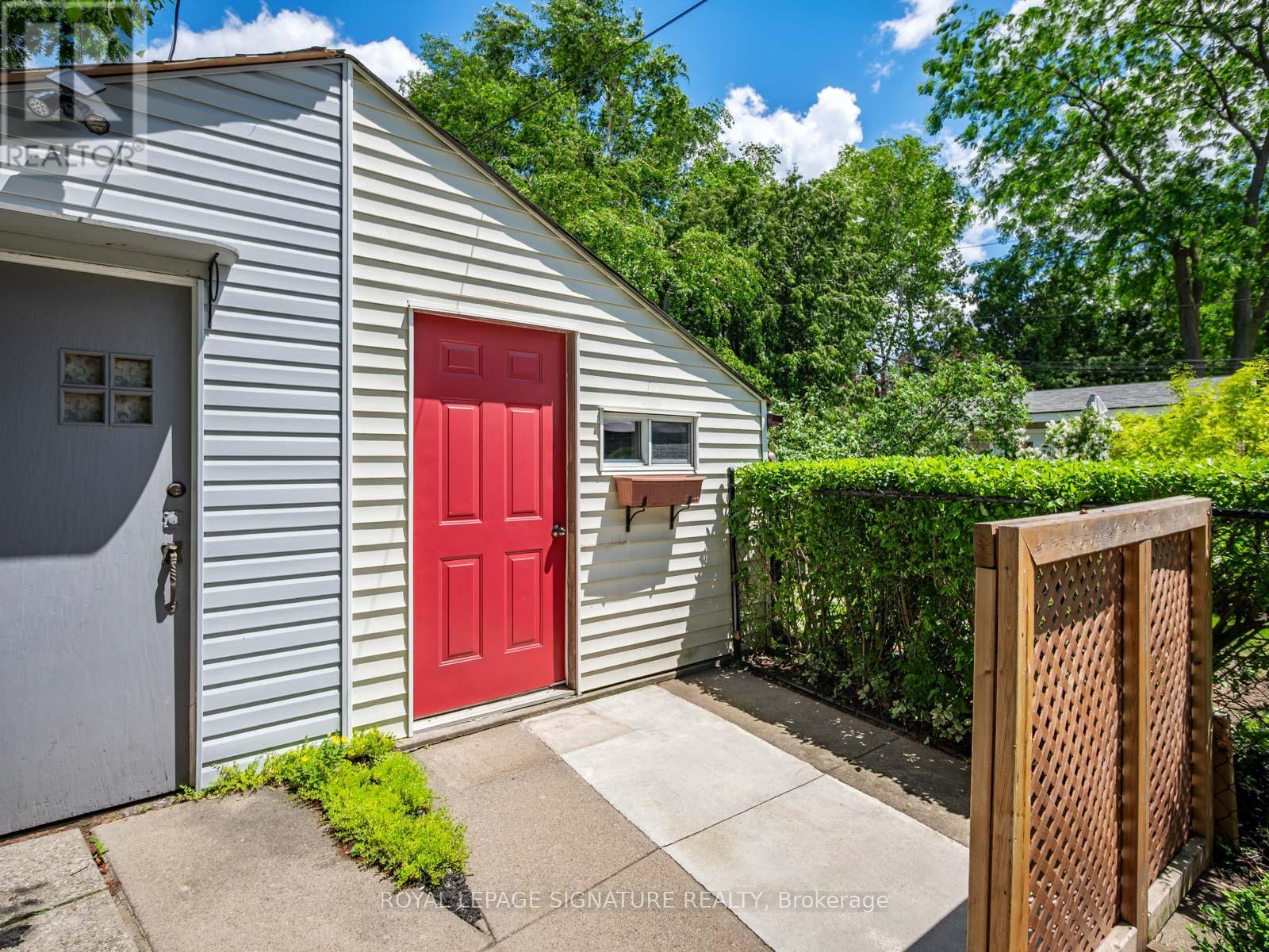 37 CHILTON ROAD - 34