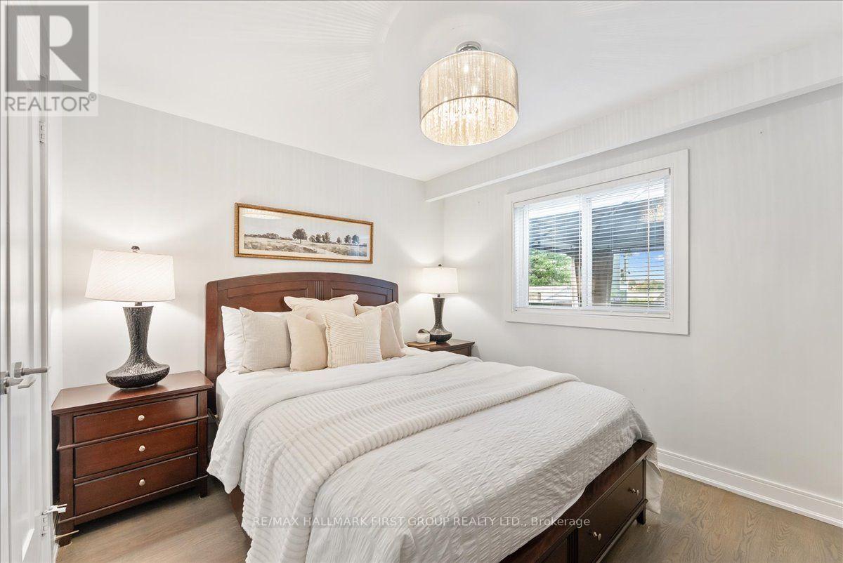 721 LEASIDE STREET - Image 19