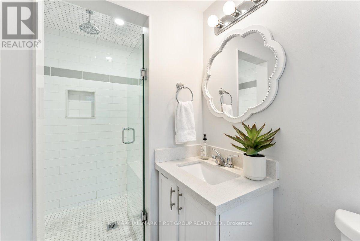 721 LEASIDE STREET - Image 21