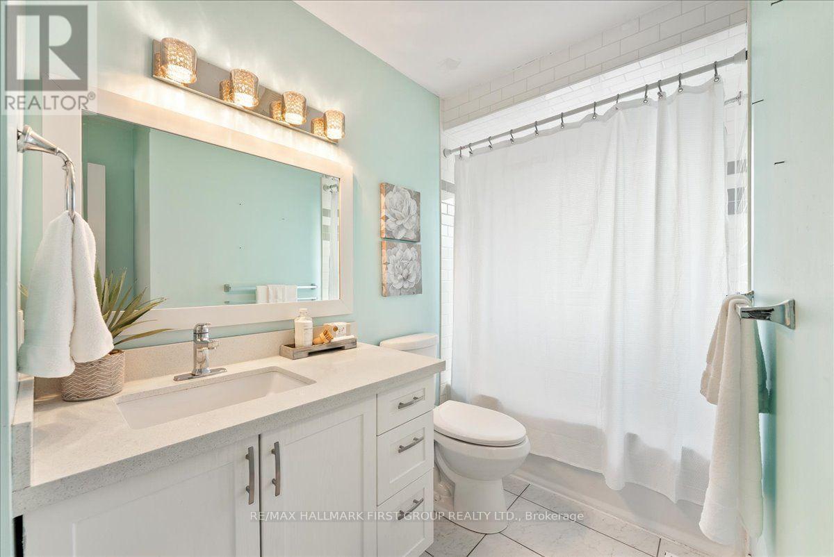 721 LEASIDE STREET - Image 31