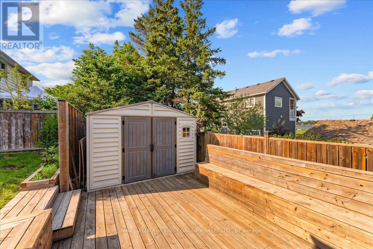 721 LEASIDE STREET - Image 44