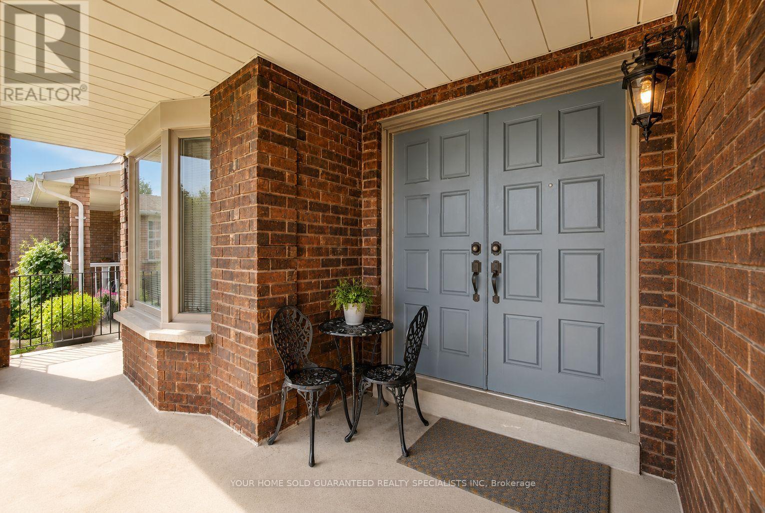 265 DANTE COURT - Image 3