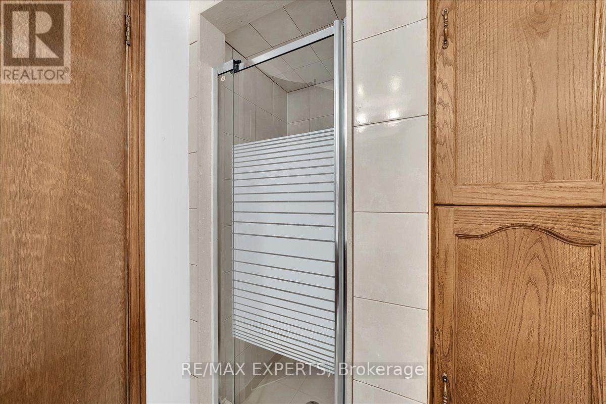 5 JORDANA DRIVE - 41