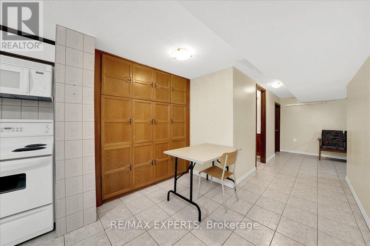 5 JORDANA DRIVE - 48