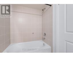 104 Gordon Circle, Newmarket, ON L3Y0C9 Photo 30