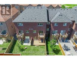 104 Gordon Circle, Newmarket, ON L3Y0C9 Photo 39