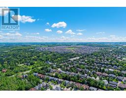 104 Gordon Circle, Newmarket, ON L3Y0C9 Photo 43