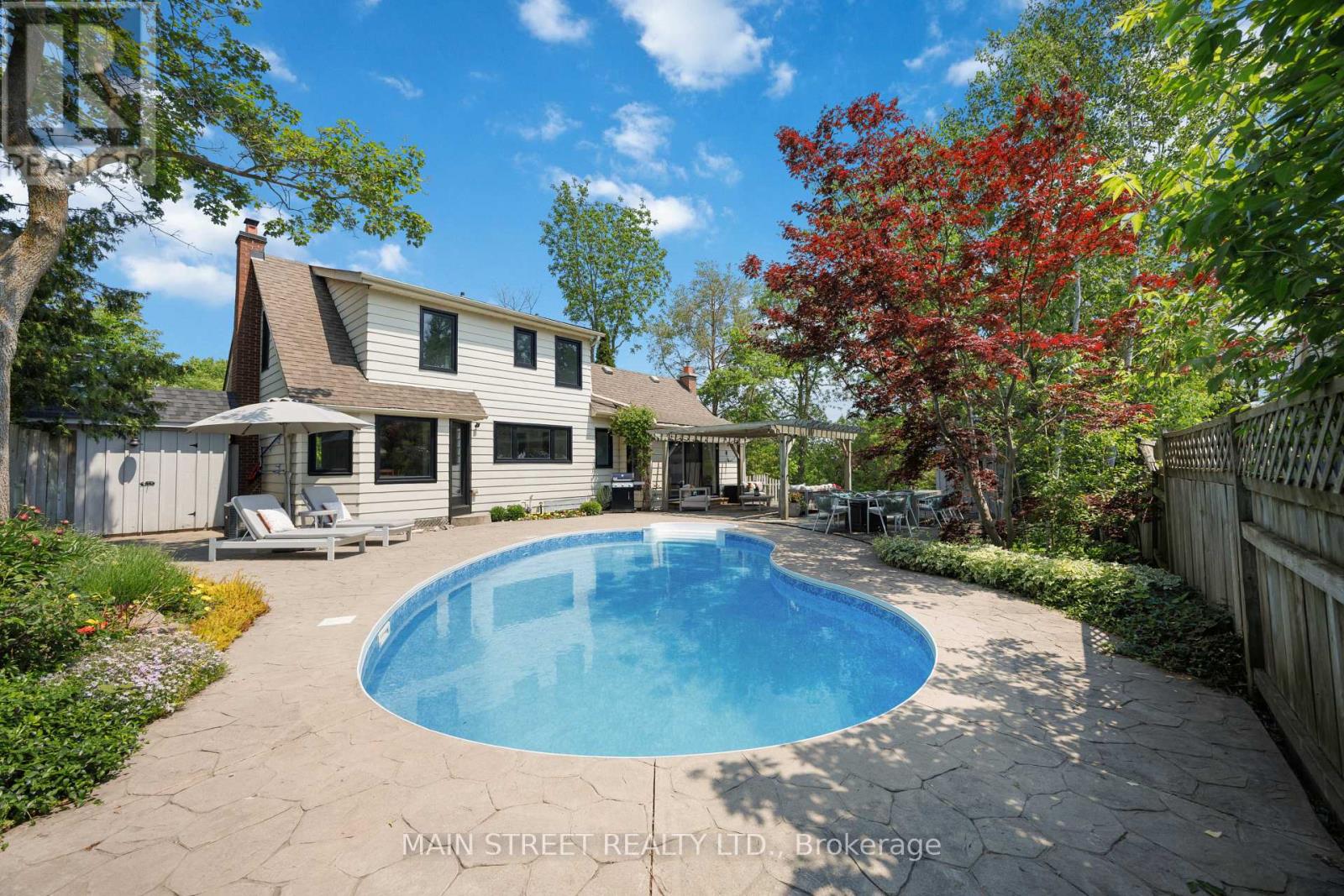 162 MAPLE STREET - Image 31