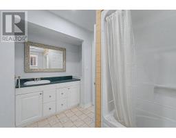 Lower - 148 Livingstone Street E, Barrie, ON L4M6Y7 Photo 7