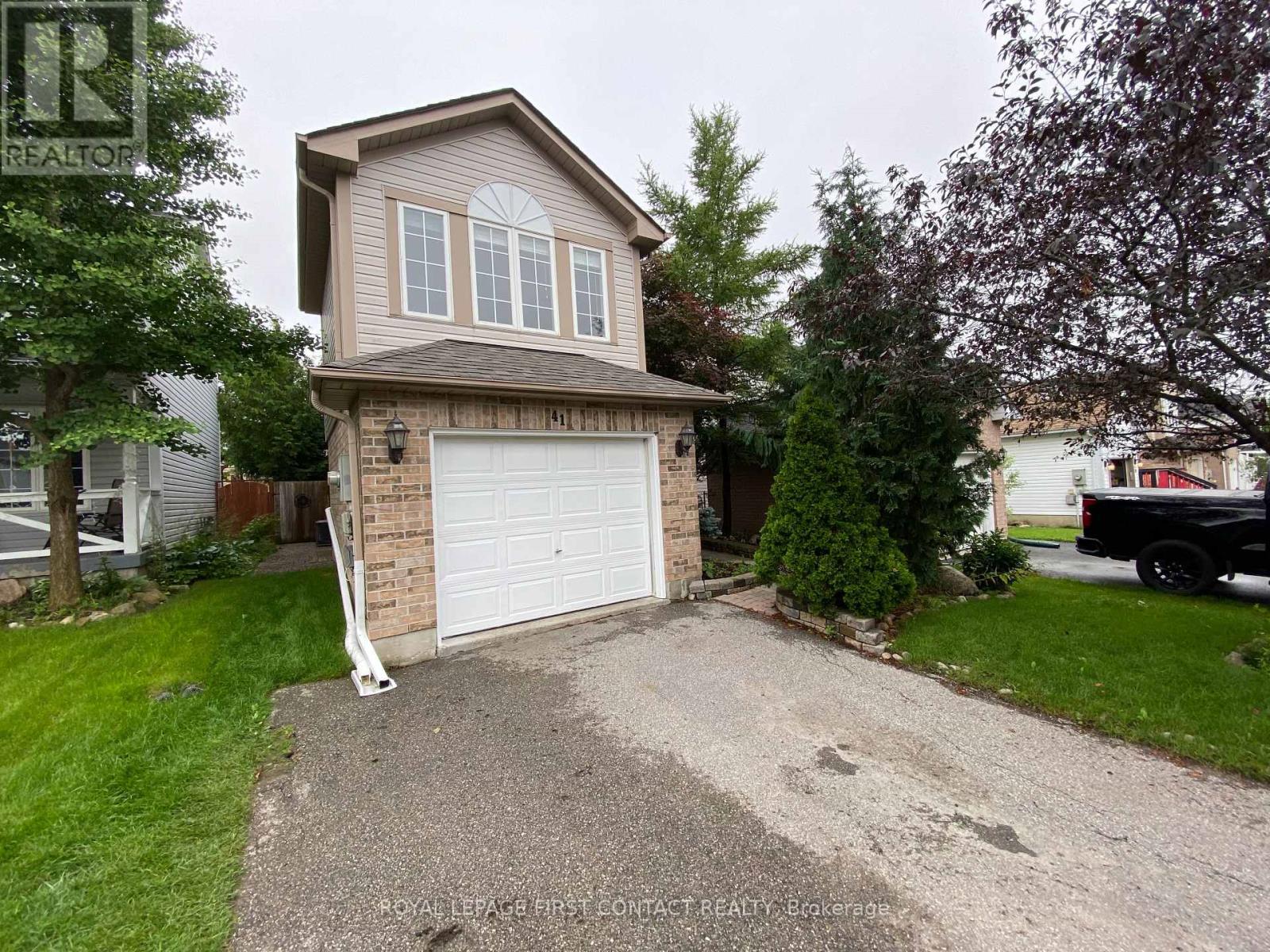 41 COPEMAN CRESCENT