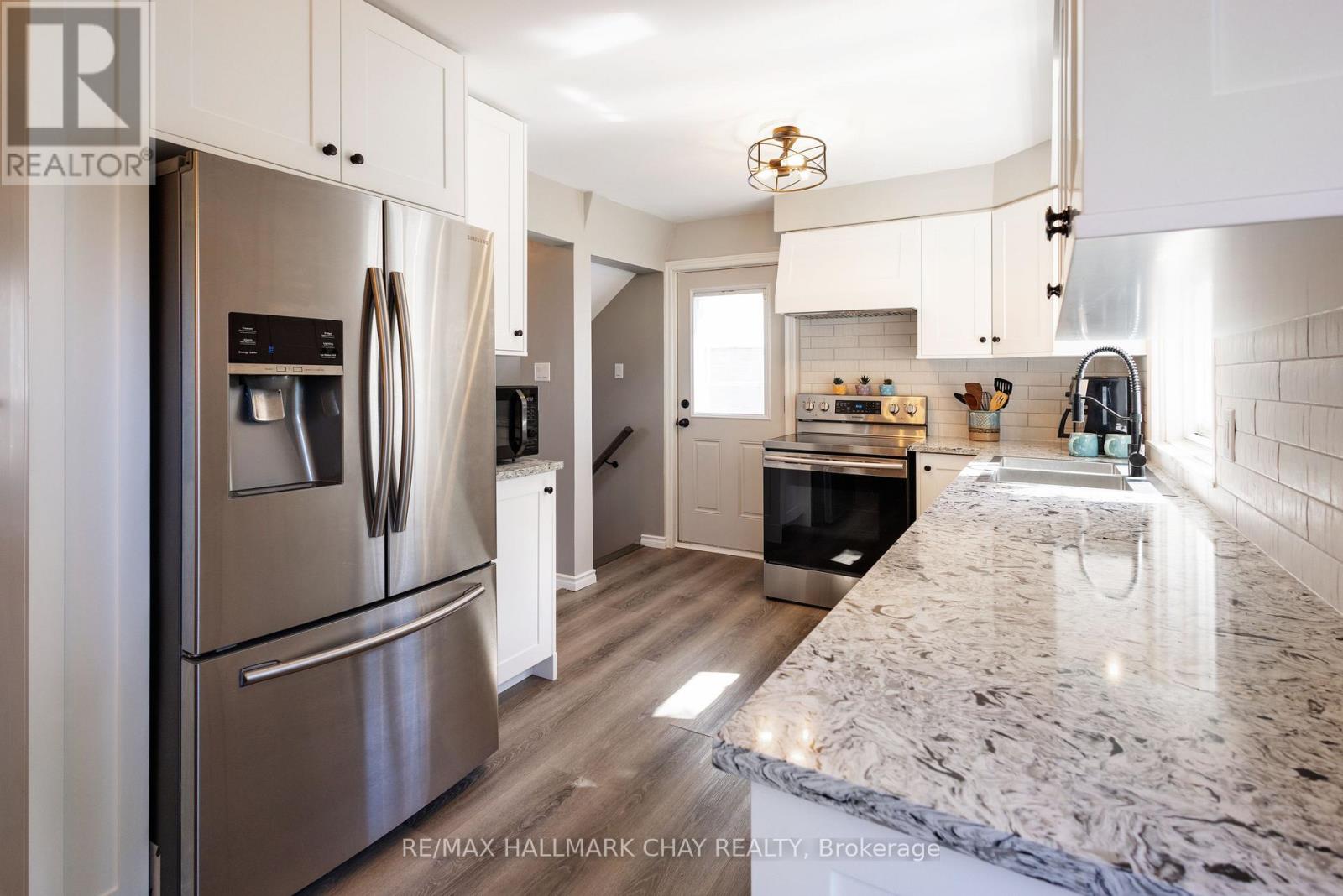 103 DAPHNE CRESCENT - Image 13