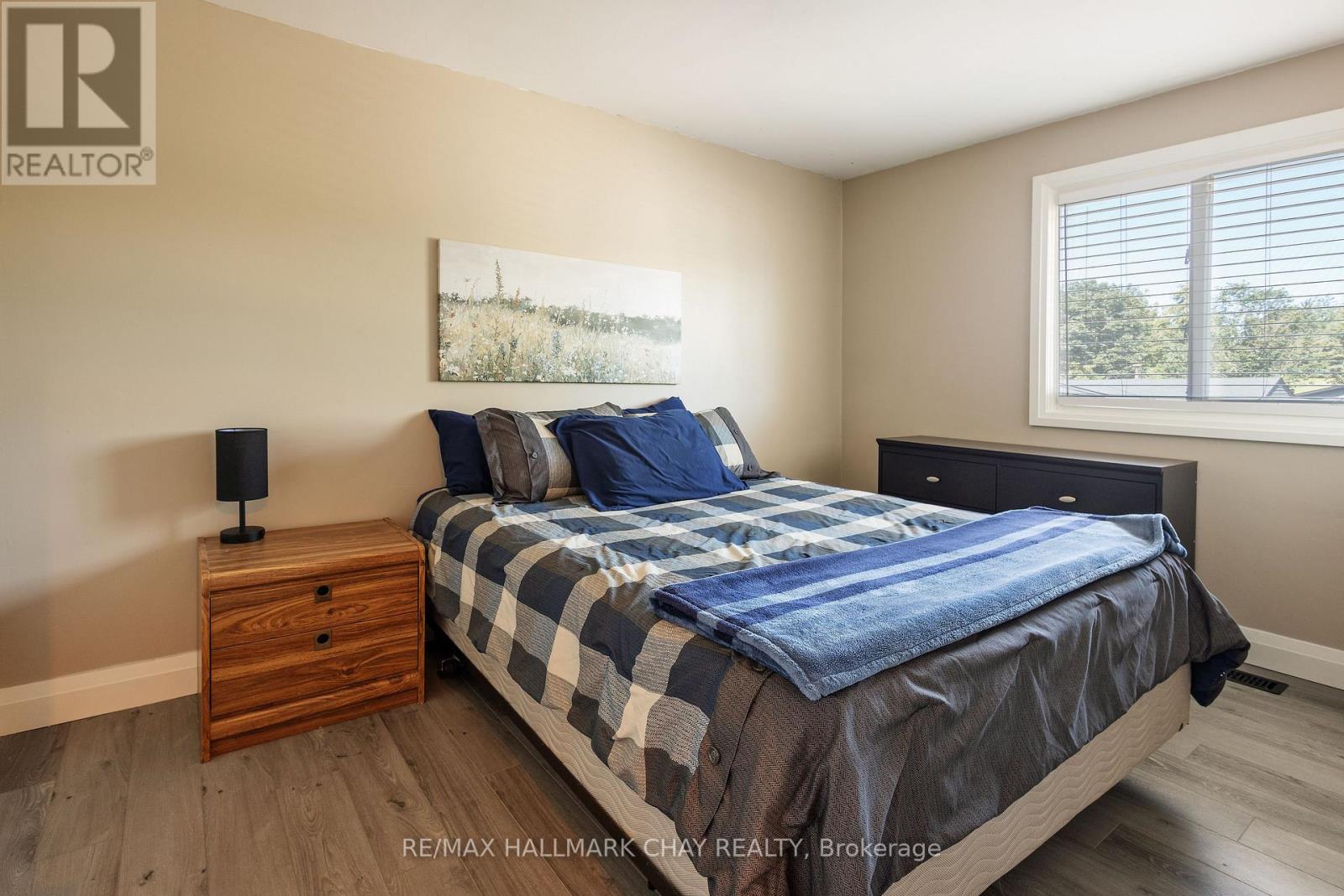 103 DAPHNE CRESCENT - Image 18