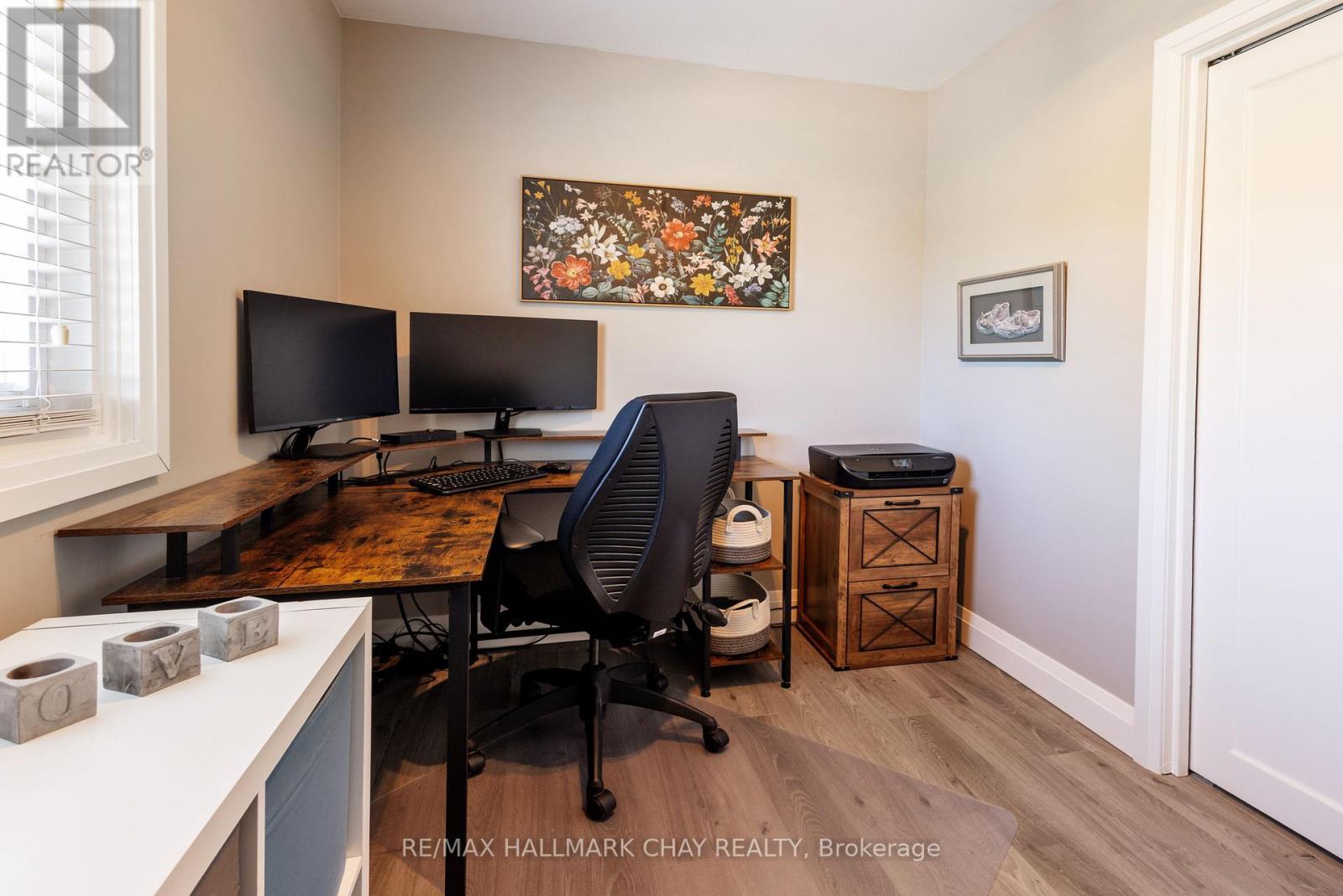103 DAPHNE CRESCENT - Image 27