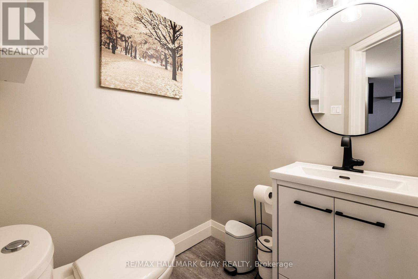 103 DAPHNE CRESCENT - Image 35