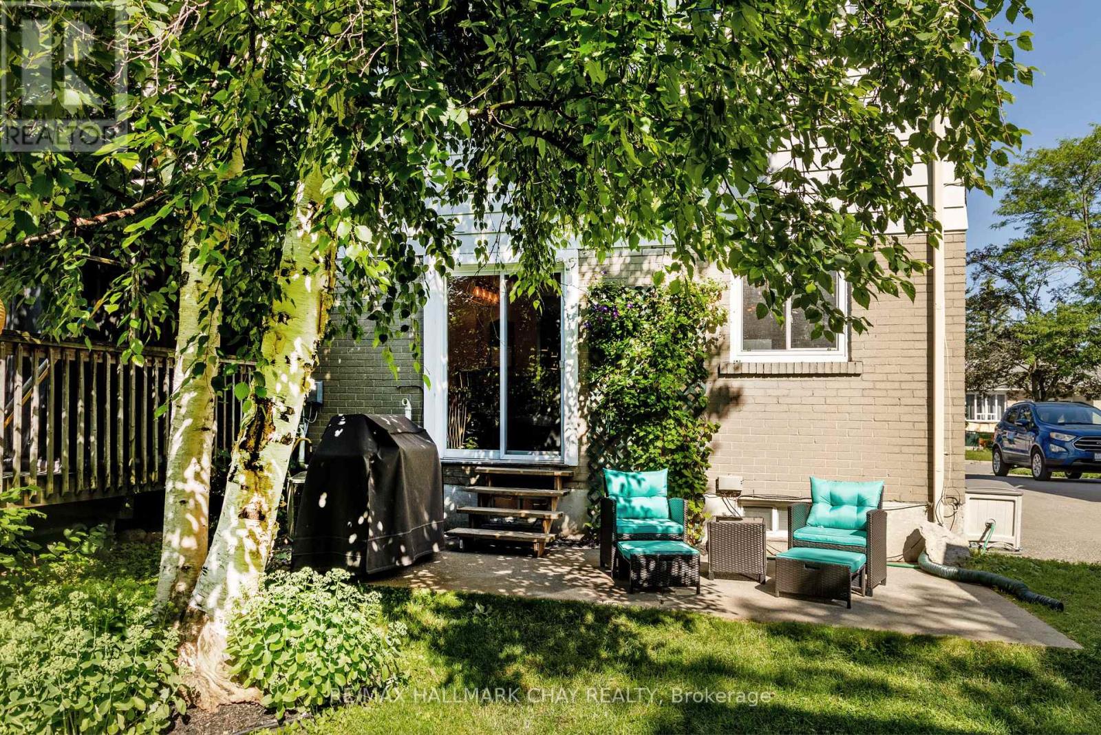103 DAPHNE CRESCENT - Image 38