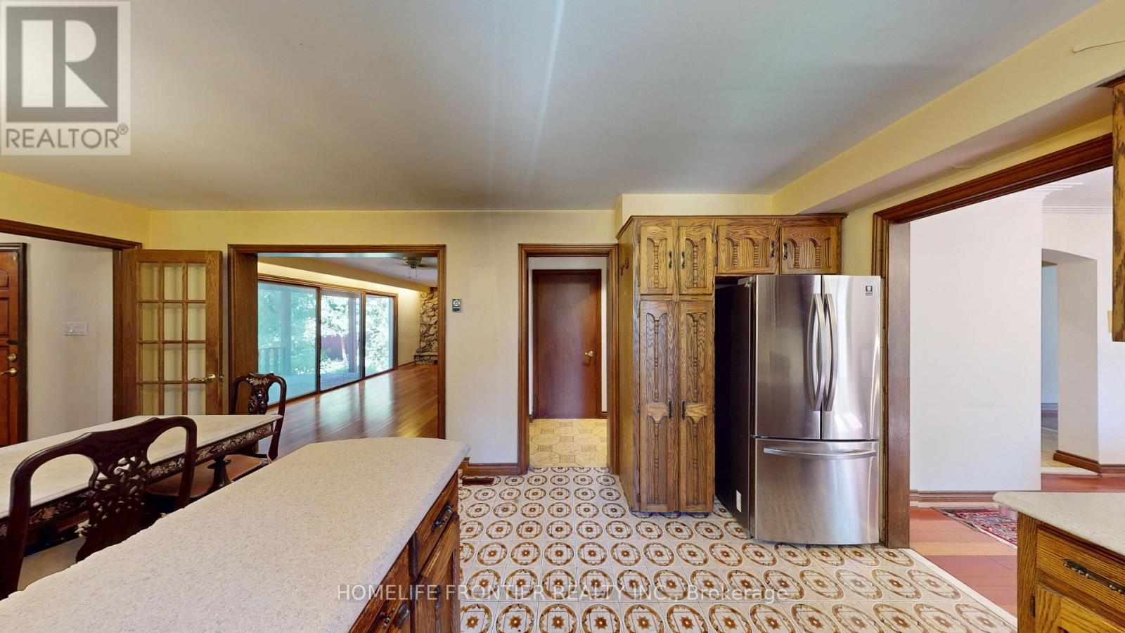 36 RIVERDALE DRIVE - 12