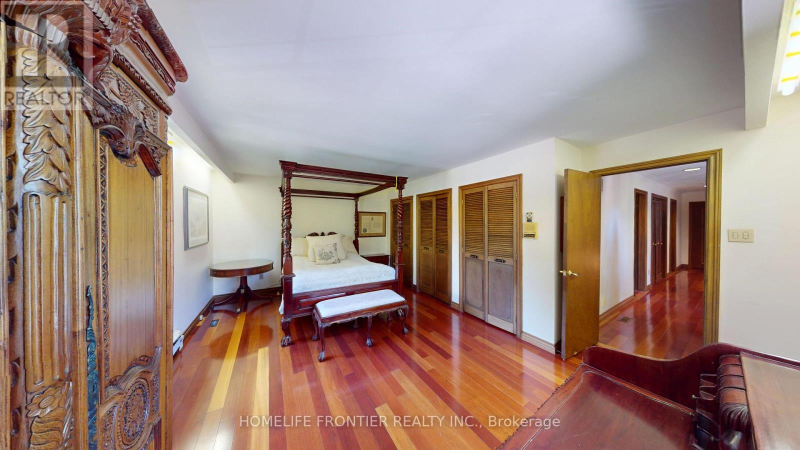 36 RIVERDALE DRIVE - 42