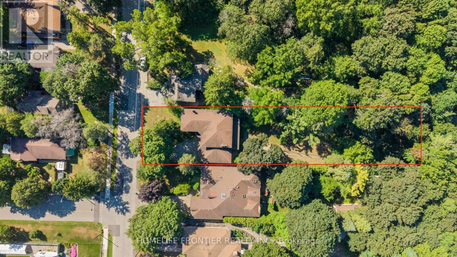36 RIVERDALE DRIVE - 44