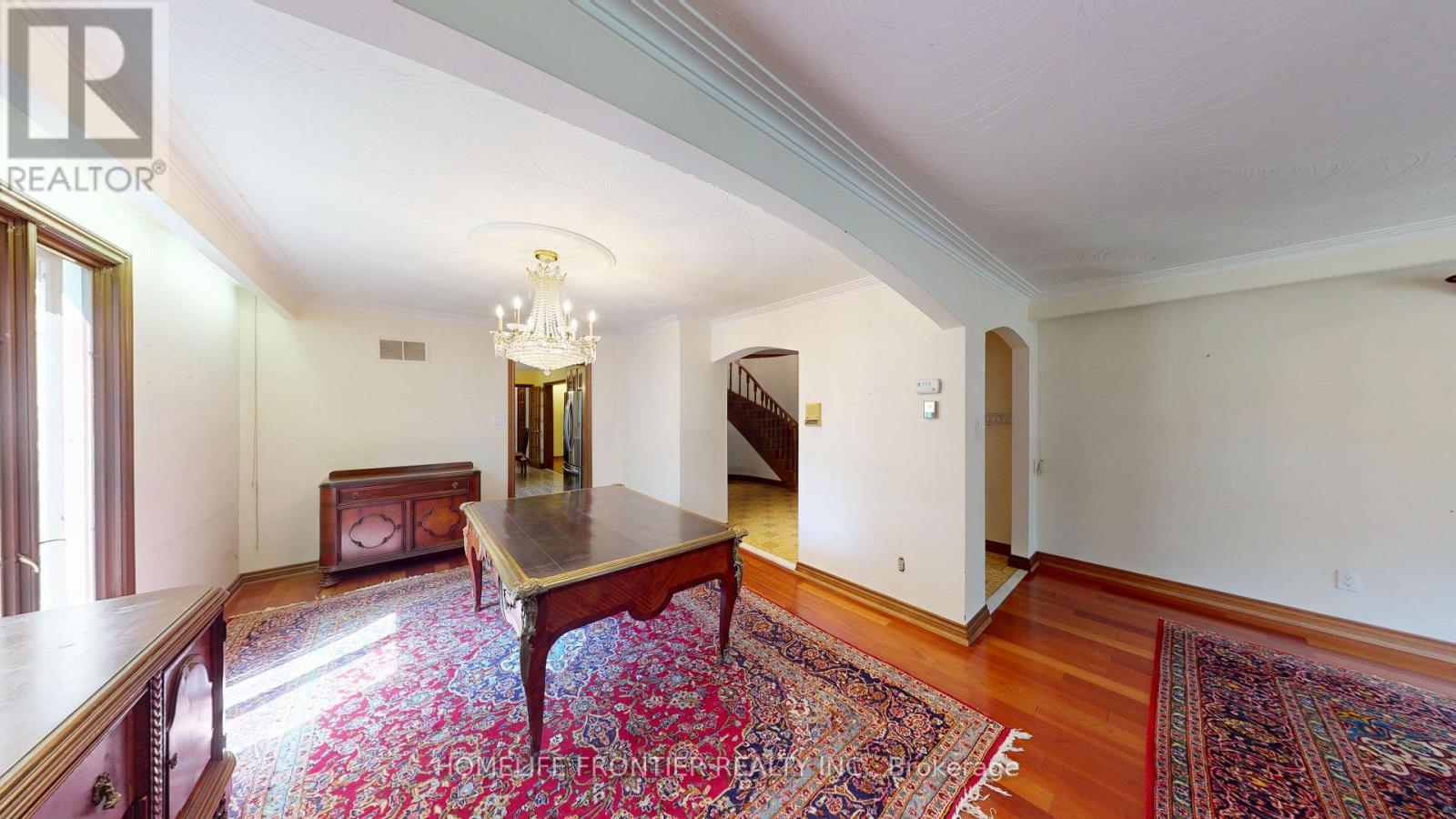 36 RIVERDALE DRIVE - 9