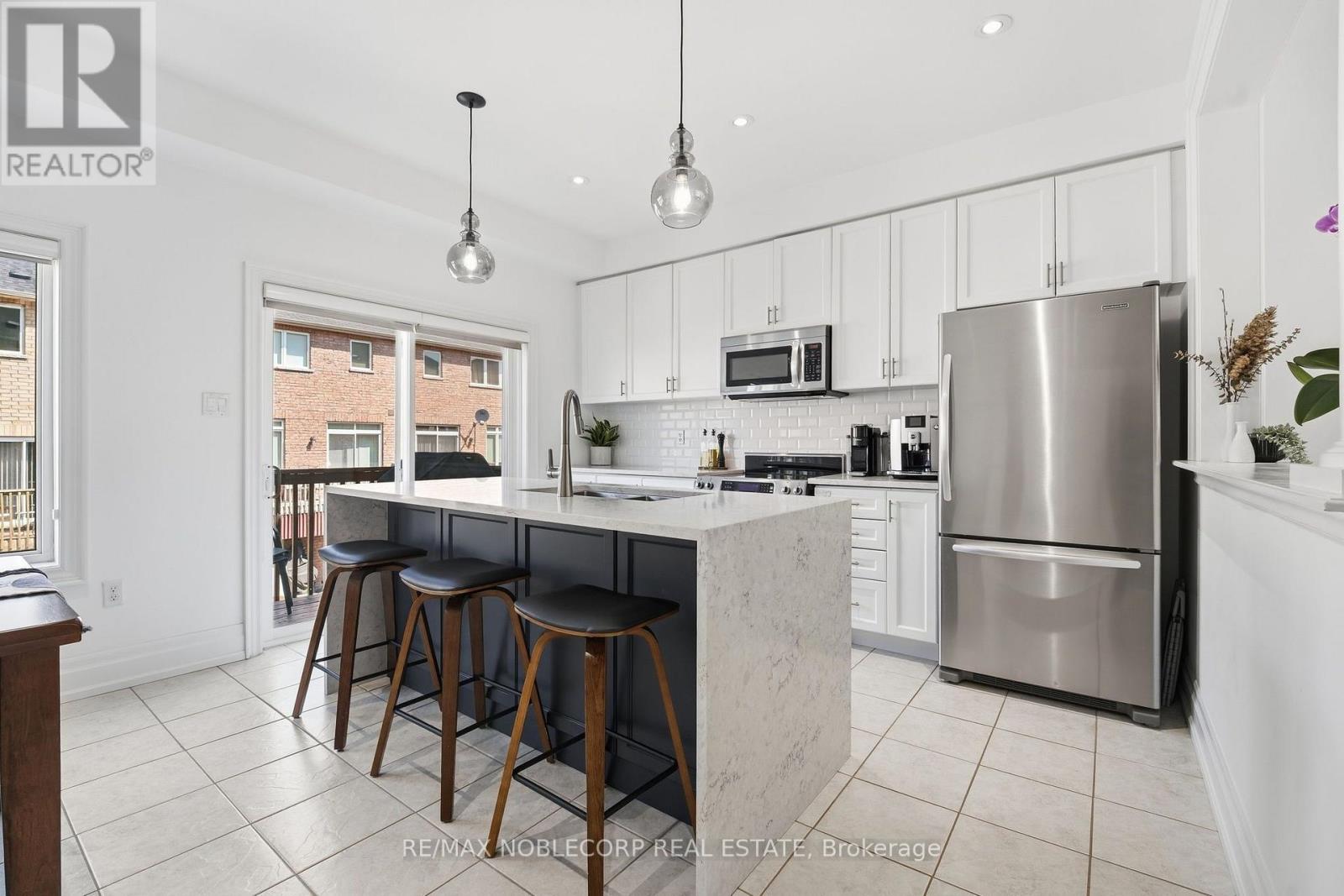 44 LOU POMANTI STREET - 15