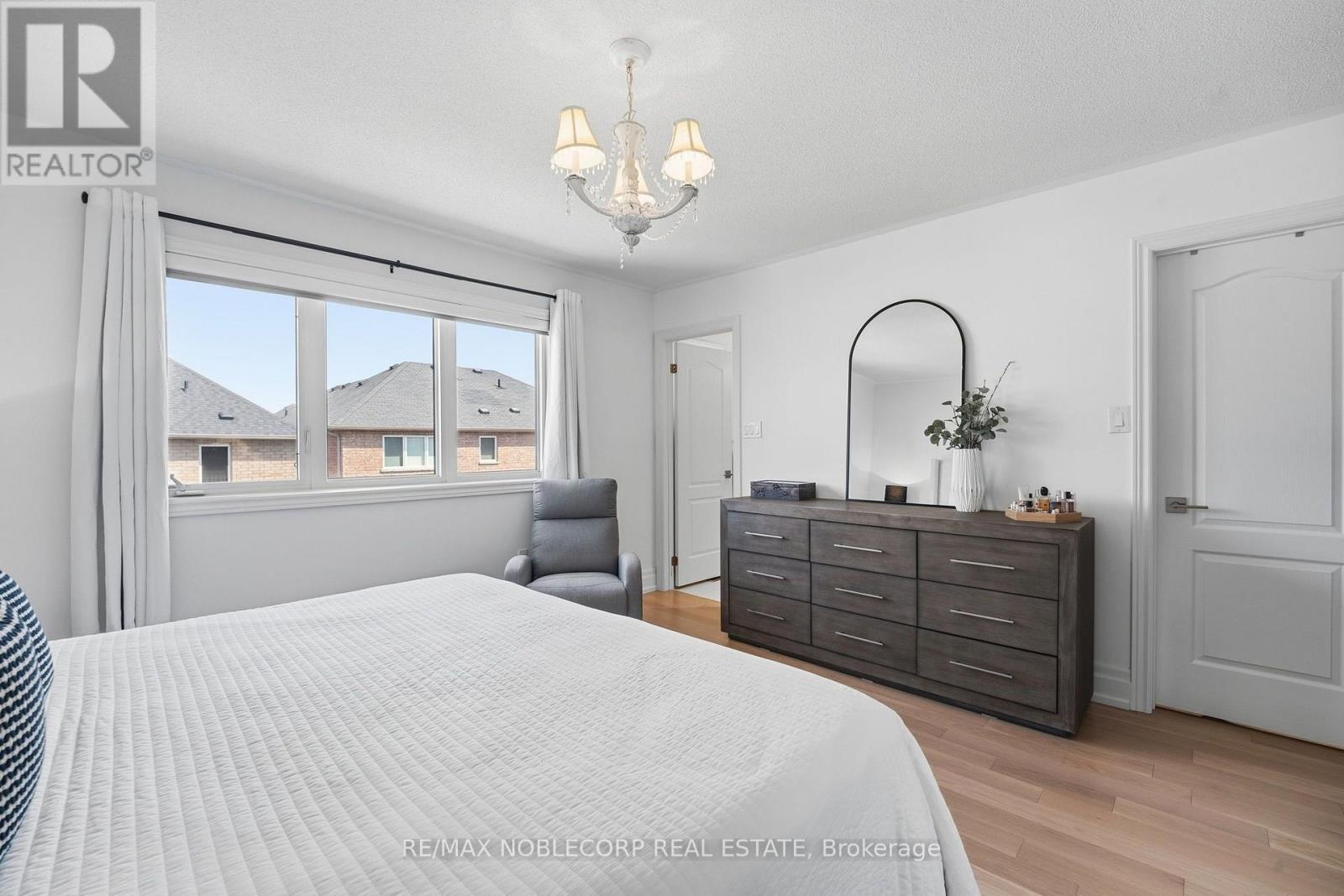 44 LOU POMANTI STREET - Image 24