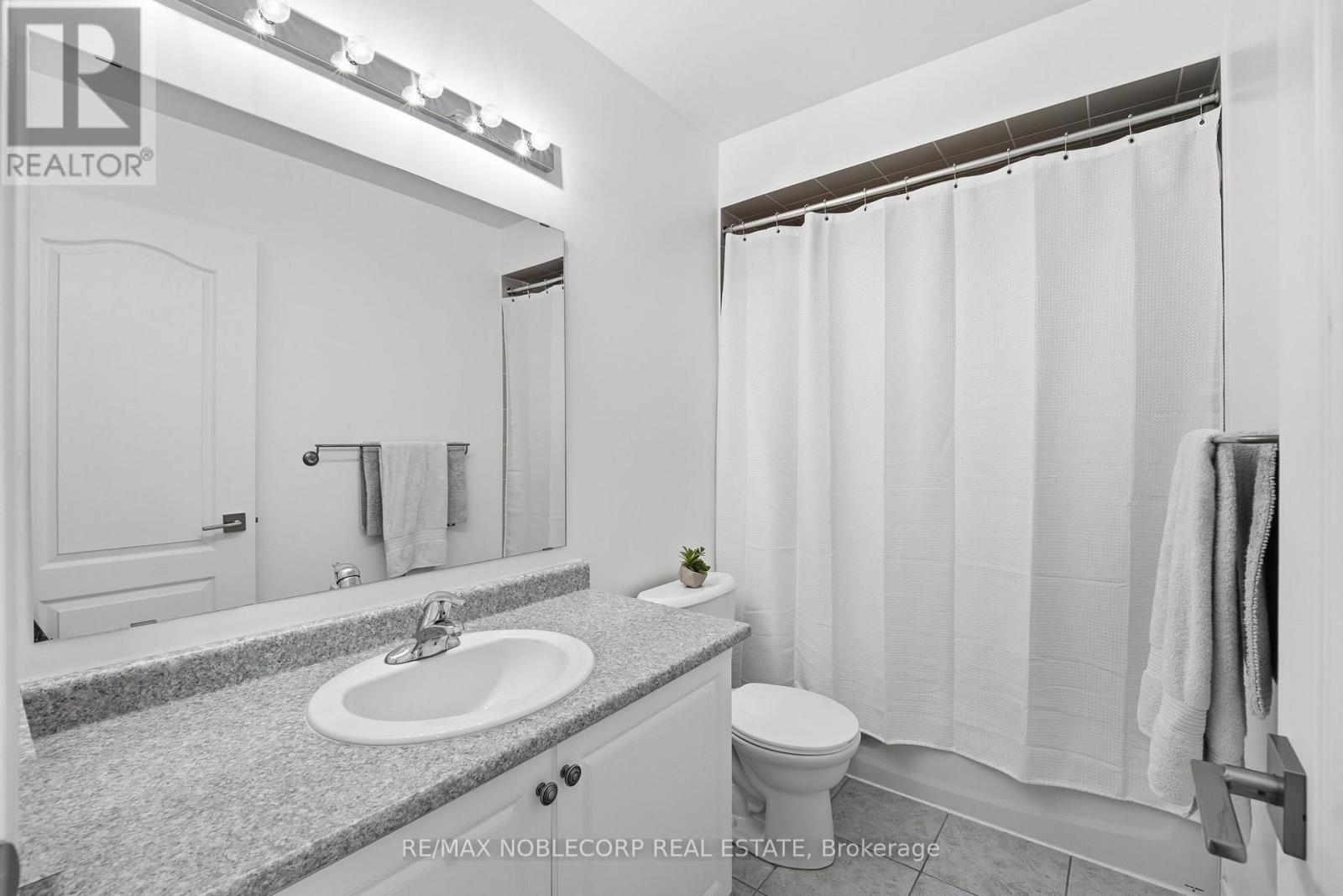 44 LOU POMANTI STREET - 28