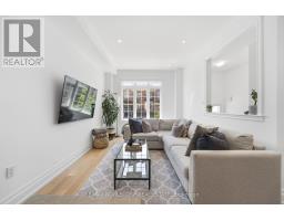 44 Lou Pomanti Street, Toronto, ON M9M0C2 Photo 11