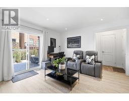 44 Lou Pomanti Street, Toronto, ON M9M0C2 Photo 29