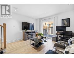 44 Lou Pomanti Street, Toronto, ON M9M0C2 Photo 30