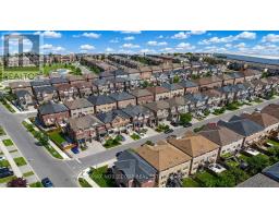 44 Lou Pomanti Street, Toronto, ON M9M0C2 Photo 39
